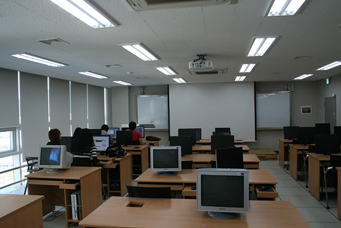 전산실